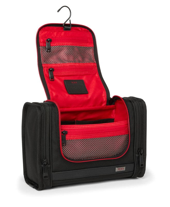 Hanging Travel Kit