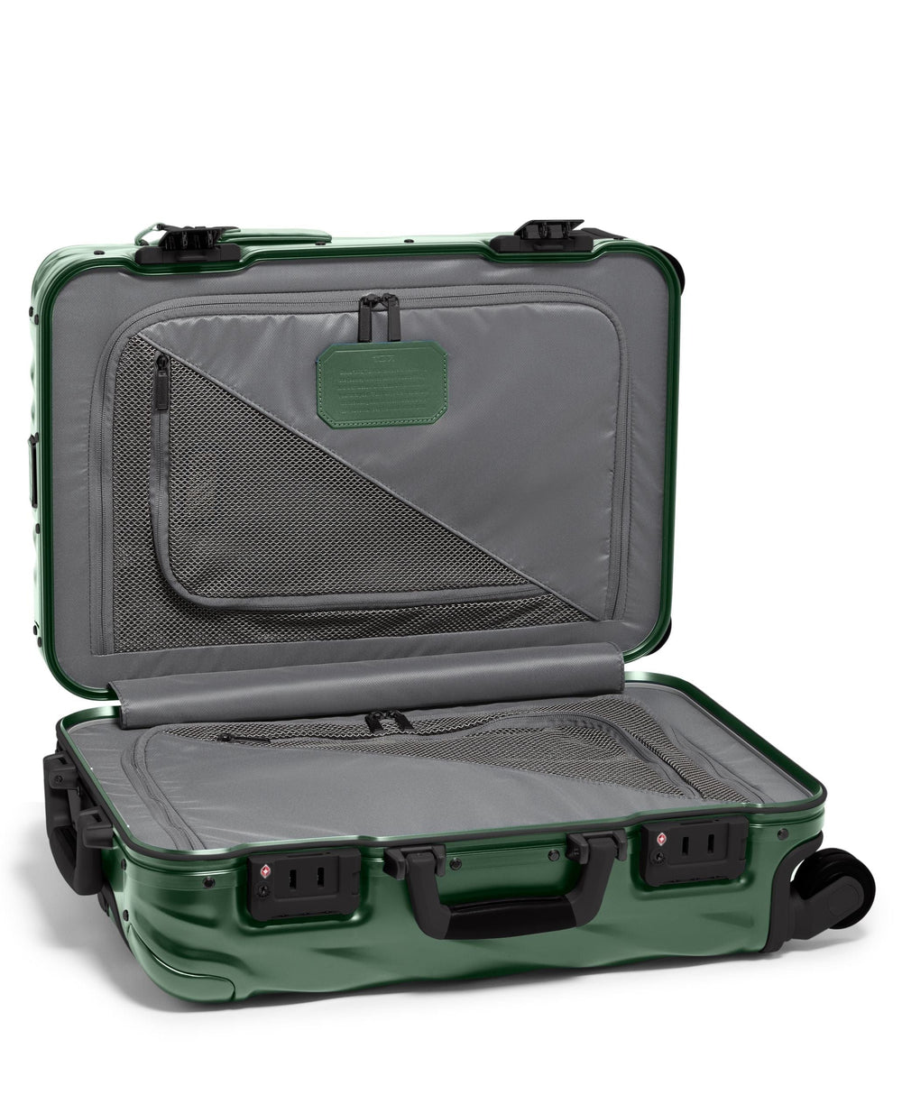 International Carry-On TUMI UAE 19 DEGREE ALUMINUM 19 DEGREE ALUMINUM aluminum augustbest BestAugust BestJuly BIS Carry-On Carry-On Luggage field-product for her gifting hardside international Luggage monogrammable Ramadan2024 SP24 women-collection-cat