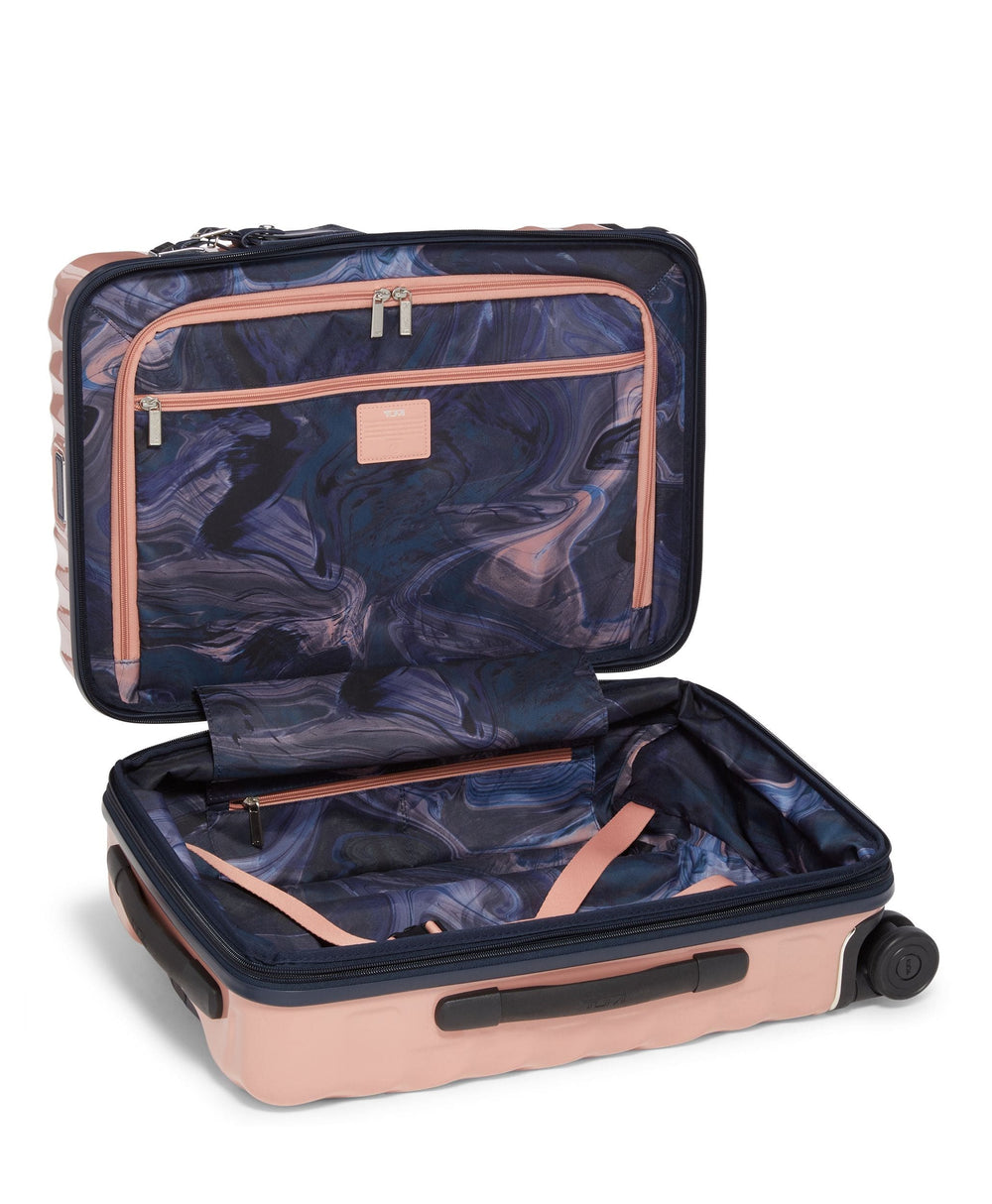 International Expandable 4 Wheeled Carry-On