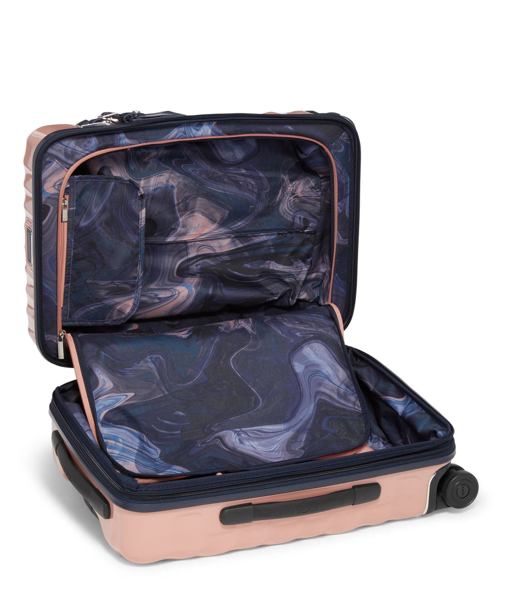 International Expandable 4 Wheeled Carry-On
