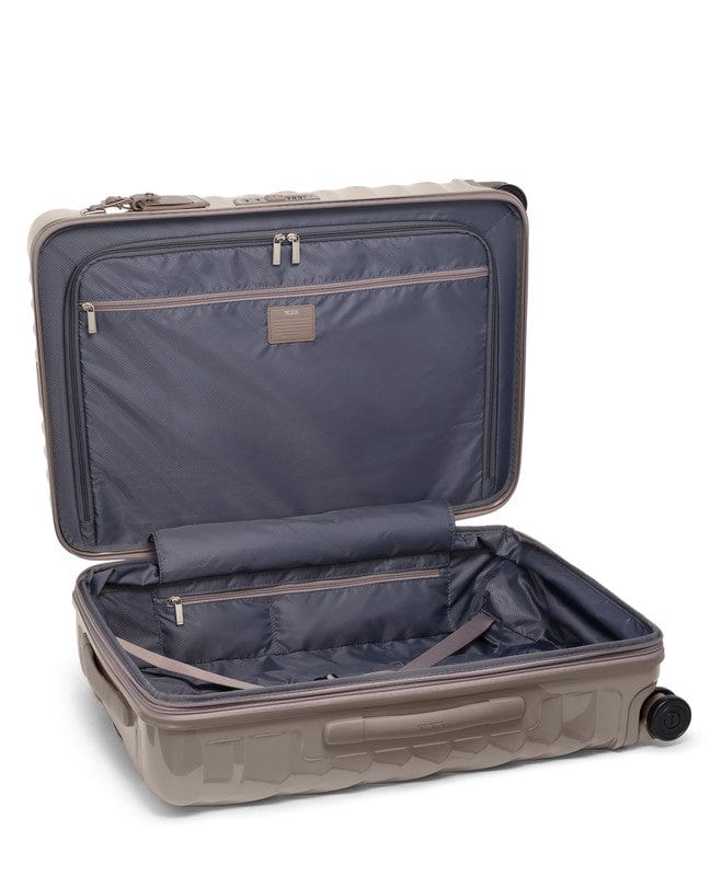Short Trip Expandable 4 Wheeled Packing Case