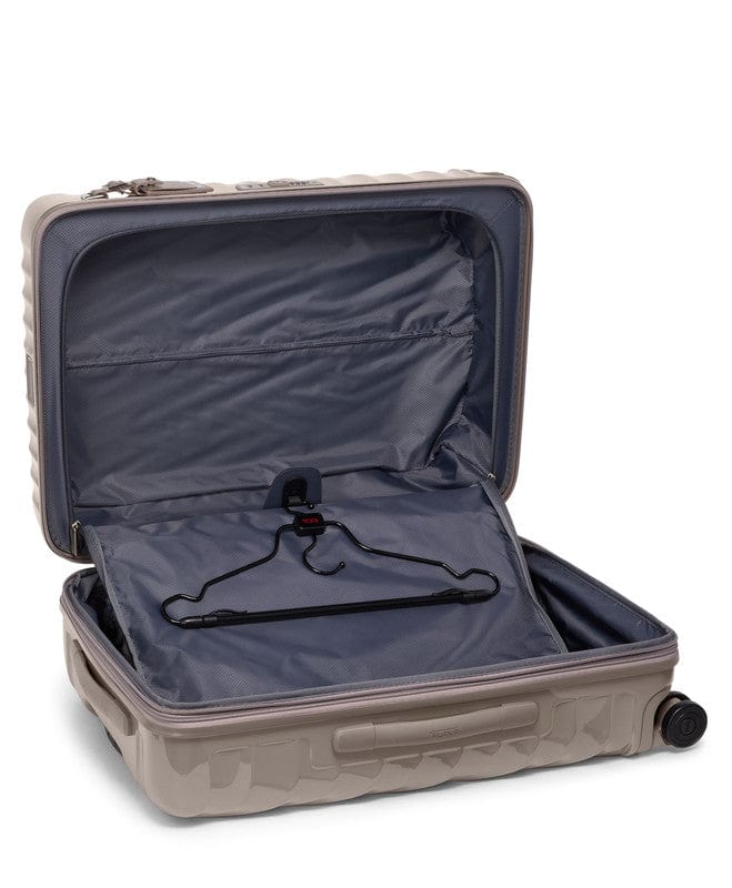 Short Trip Expandable 4 Wheeled Packing Case