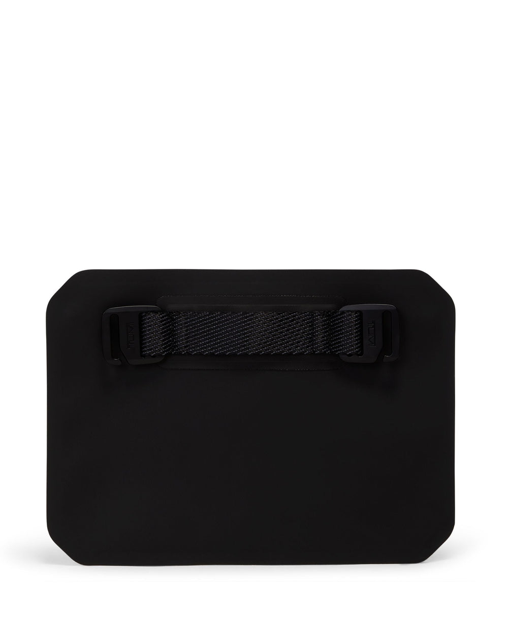 Welded Flat Pouch TUMI UAE TUMI TRAVEL ACCESS. k1 SP24 TRAVEL ACCESSORIES Travel Packs and Pouches Travel Pouches