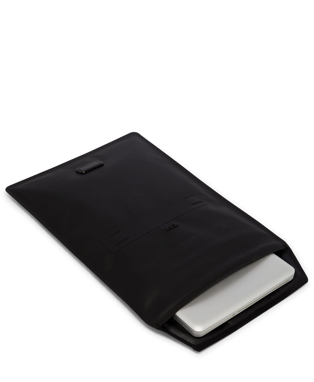 Welded Laptop Sleeve TUMI UAE TUMI TRAVEL ACCESS. 13 inch bag 14 inch bag 15 inch bag 16 inch bag Accessories Bags Briefcases k1 laptop bags Laptop Covers Nylon Bag SP24 TRAVEL ACCESSORIES
