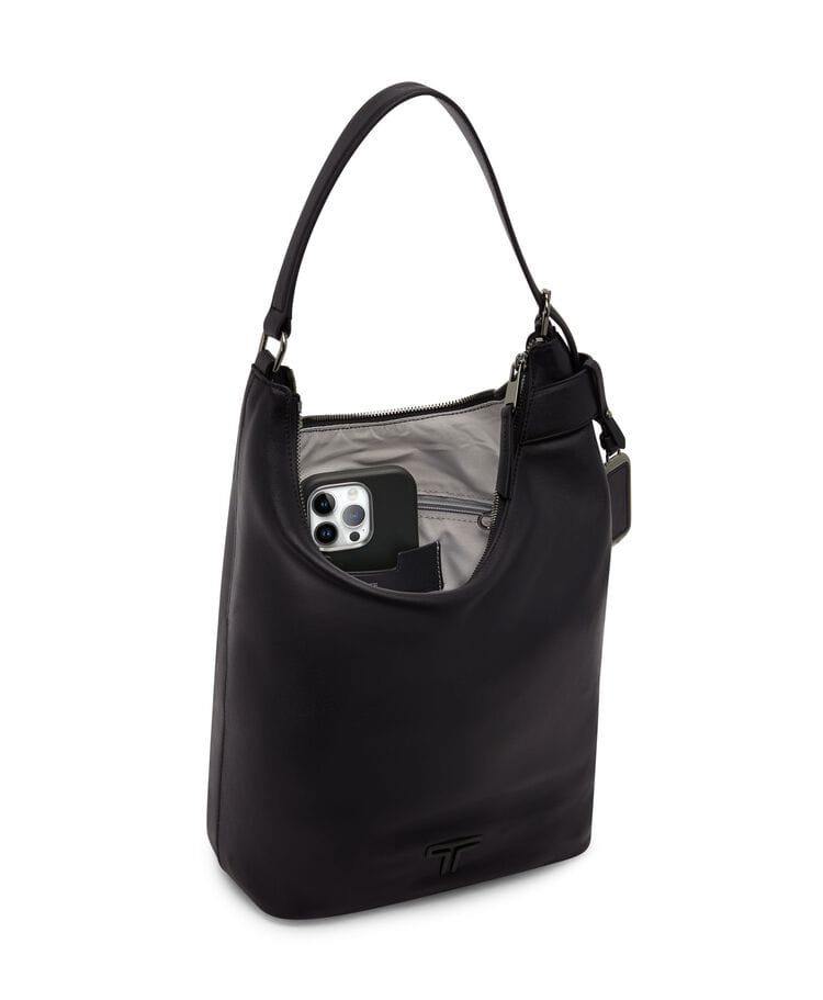 Evora Medium Hobo TUMI UAE Voyageur $kU-$ynC-tr1gG3r Bags Black Leather check 2 field-product for her gifting handbags leather Leather bag monogrammable New Arrivals New collection new collection bags new women styles SS25 Voyageur