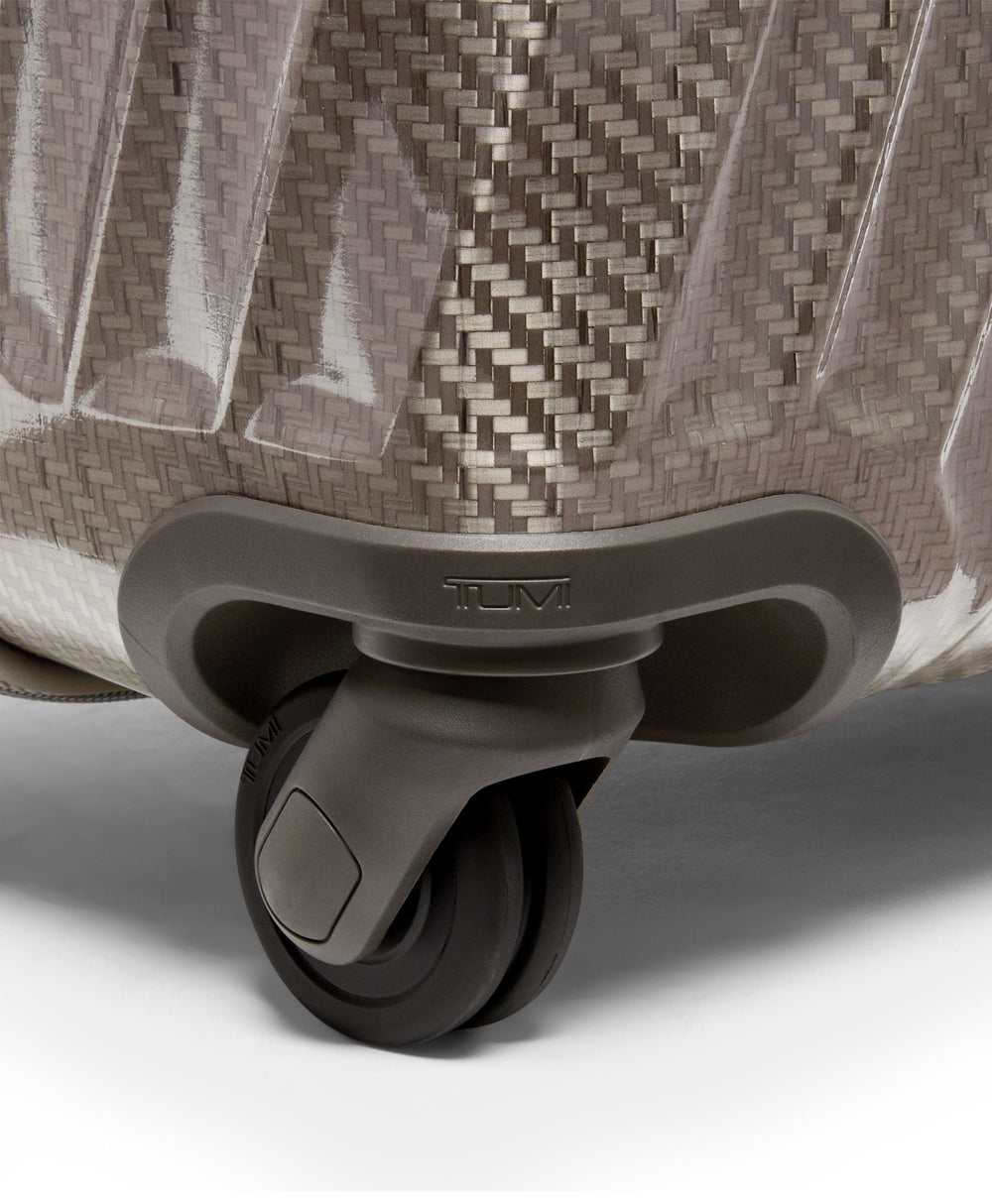 Short Trip 4 Wheeled Packing Case