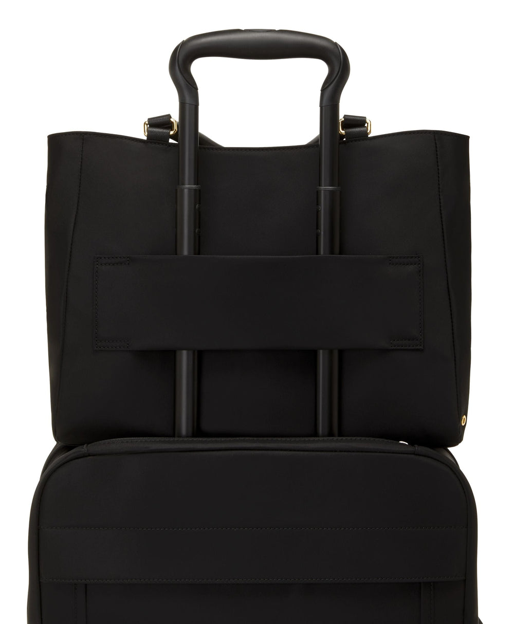 Valetta Medium Tote TUMI UAE Voyageur $kU-$ynC-tr1gG3r 13 inch bag augustbest Back To School Bags best sellers Best Selling Bags BestAugust BestJuly BestOCT bestsept BIS color_black field-product for her gifting monogrammable new women styles Nylon Bag S23 Totes TUMI Totes Voyageur women-collection-cat