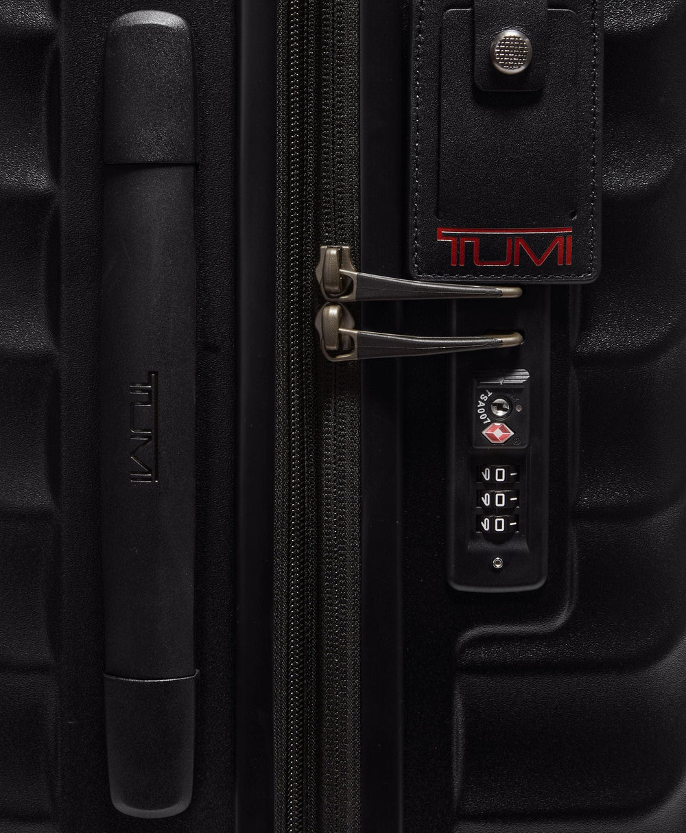 Continental Expandable 4 Wheeled Carry On TUMI UAE 19 Degree $kU-$ynC-tr1gG3r 19 + 19 19 Degree 19 Degree recycled best sellers Best Selling Luggage BestJuly BIS Carry-On Carry-On Luggage color_black continental field-product hardside lightweight Luggage monogrammable Recycled Polycarbonate Luggage S23 Sustainable